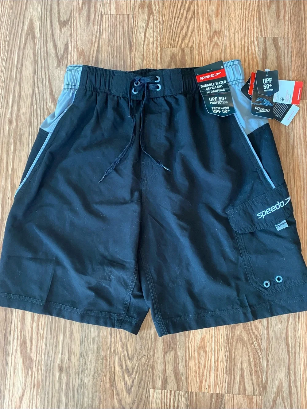 Speedo Men’s Black Swim Trunks with Gray AccentsNWT Small Summer Resort Tropical